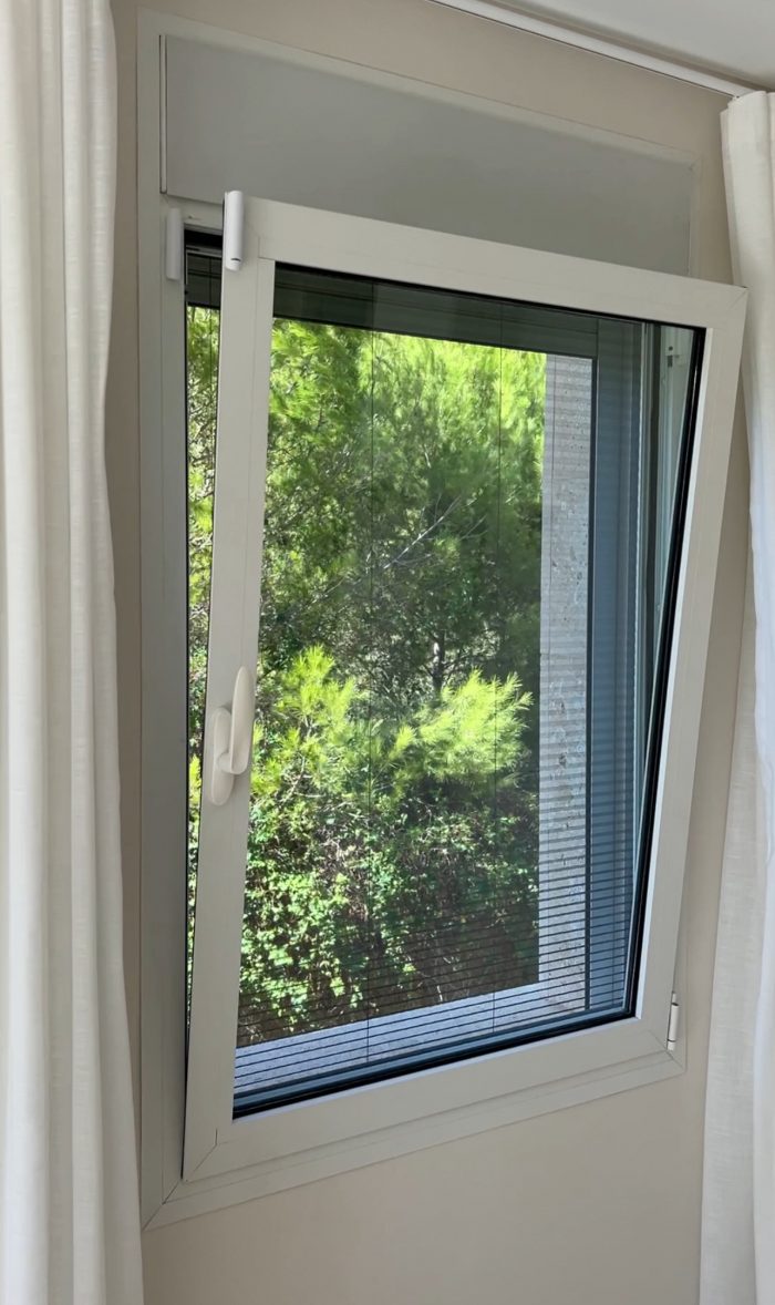 Aluminium Mosquito Screen - Image 4